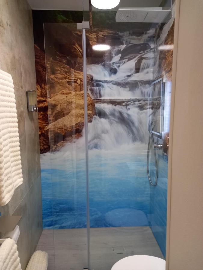 La Cascade Et Des Halles Dijon Exteriör bild